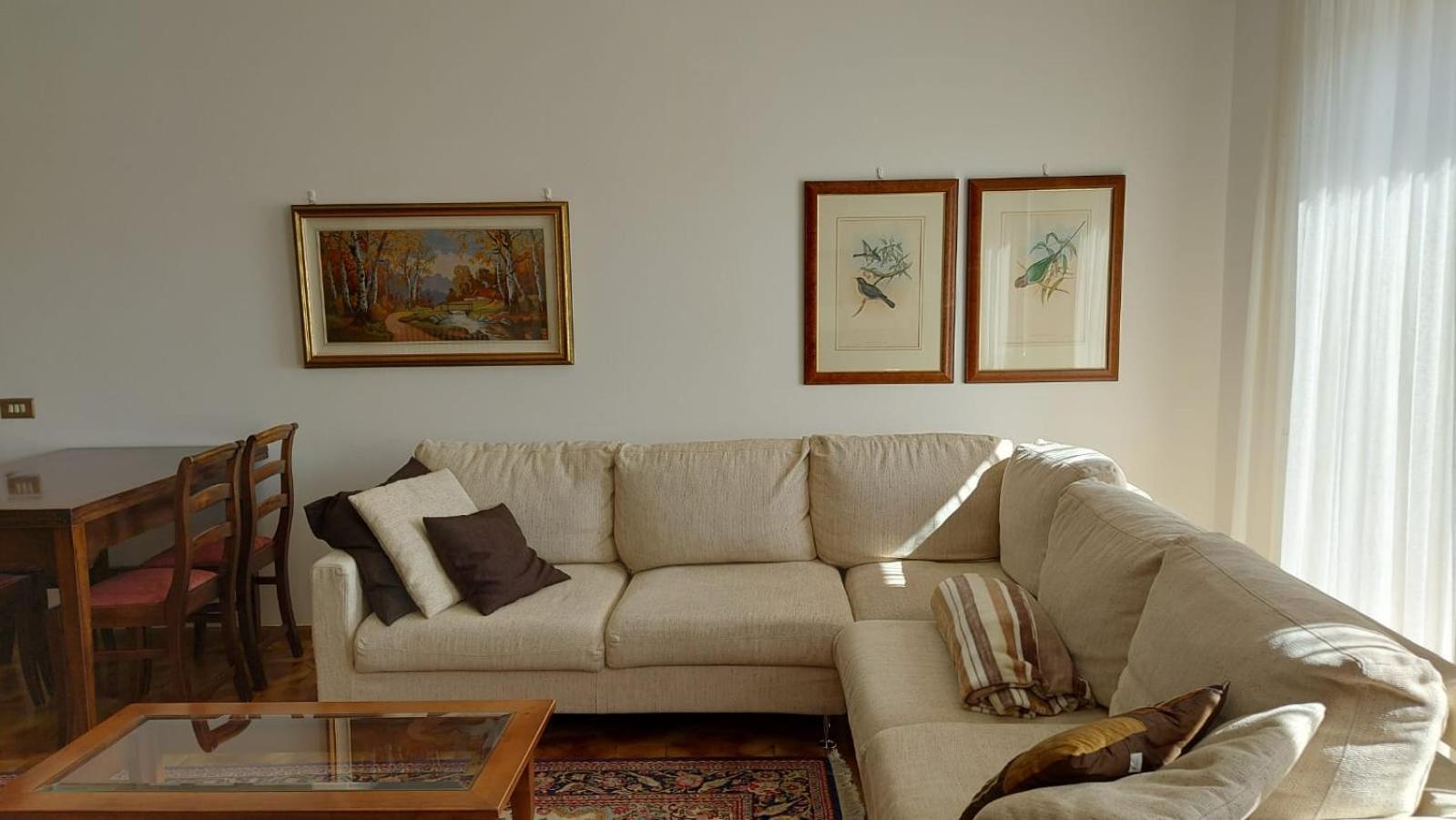 Casa Vacanze Paola Romeno Exteriér fotografie