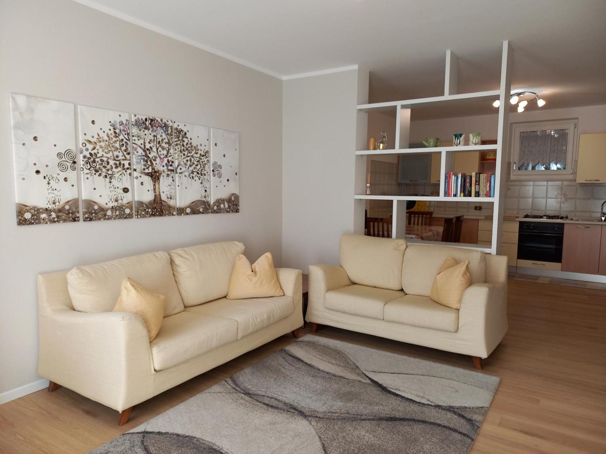 Casa Vacanze Paola Romeno Exteriér fotografie